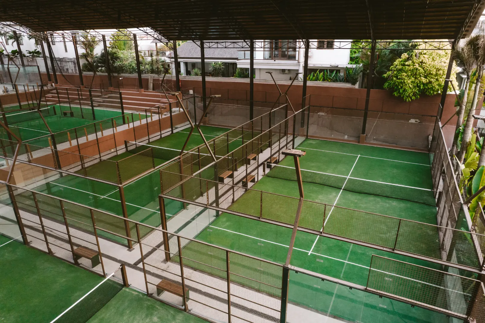 Klub padlowy na Bali, gdzie odbywają się treningi na campie